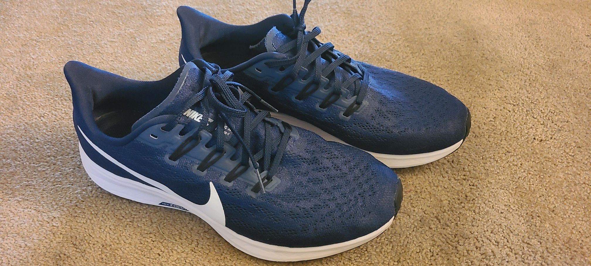 Nike Air Zoom Pegasus 36 / Blue / Size 10 / Men Running Shoes / (Grade A)