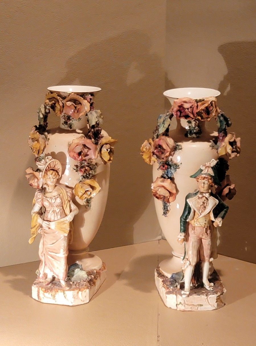A PAIR OF ANTIQUE 1950S FRENCH STYLE 14" VASES
