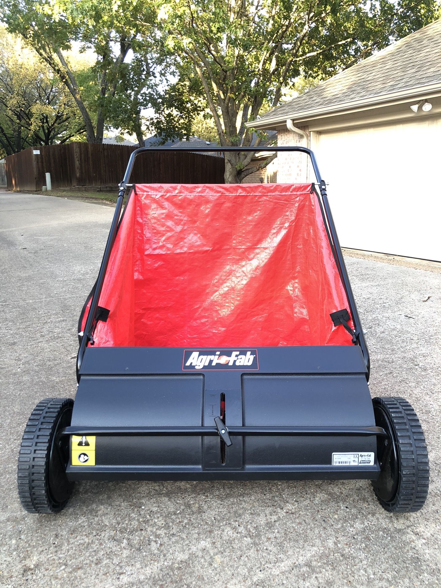 AgriFab 26” PUSH LAWN SWEEPER for Sale in Arlington, TX OfferUp