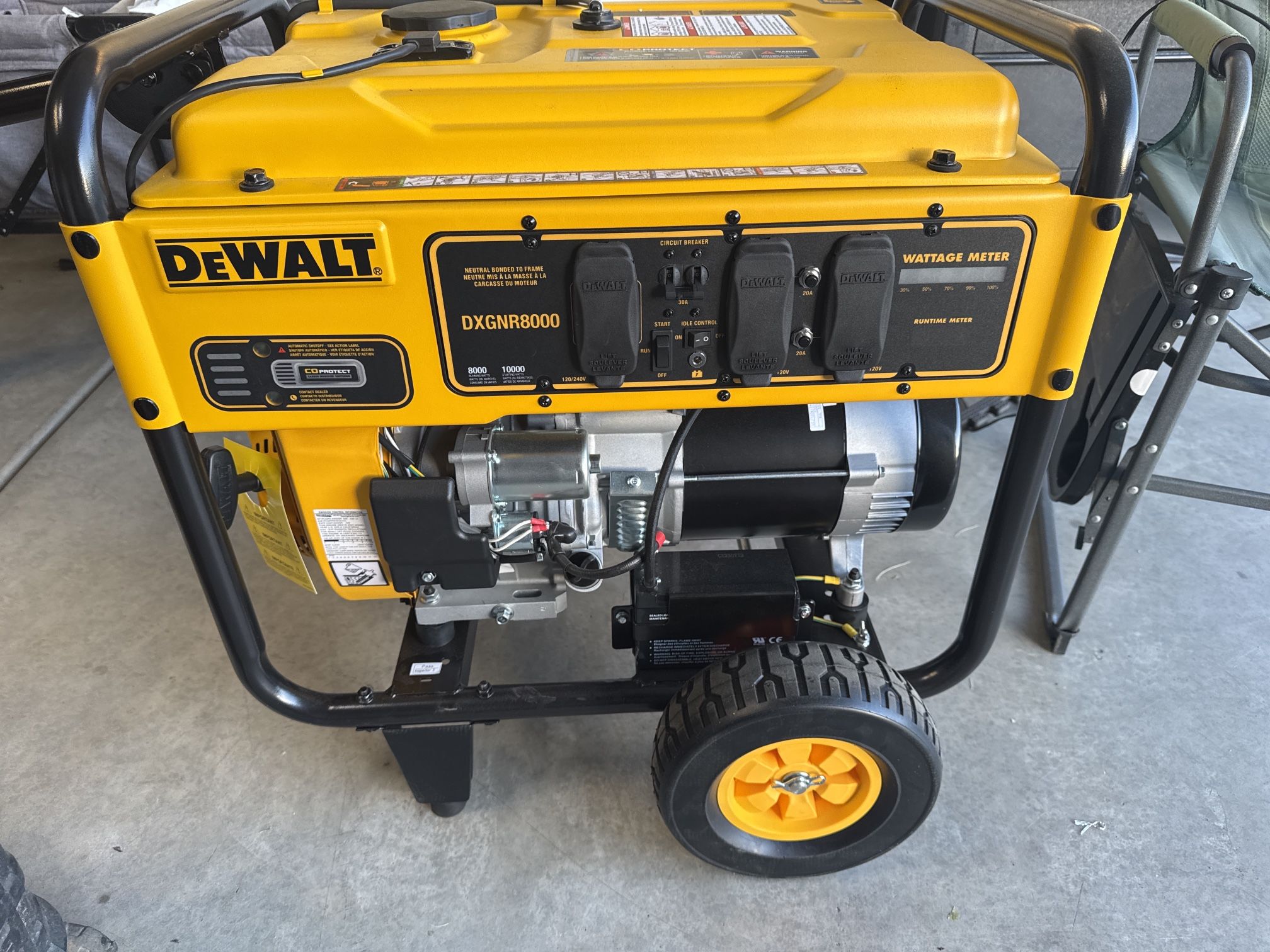 DeWalt DXGNR8000 8000-Watt Gas-Powered Portable Generator – Lightly Tested, Works Perfectly!