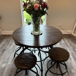 4 Person Dining Room Table 