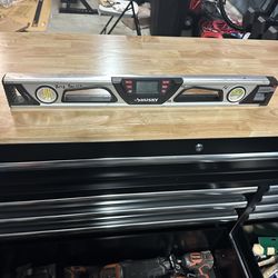 Smart level 2’ husky