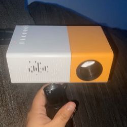 Mini Projector 