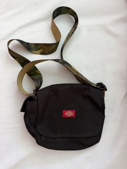 DICKIES CAMO CROSSBODY BAG