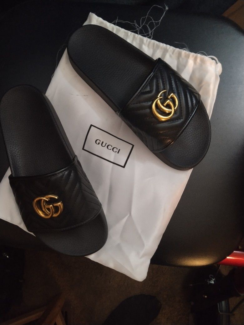 Gucci Slides 