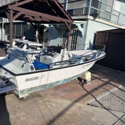 1993 Boston Whaler - Rage Series 14