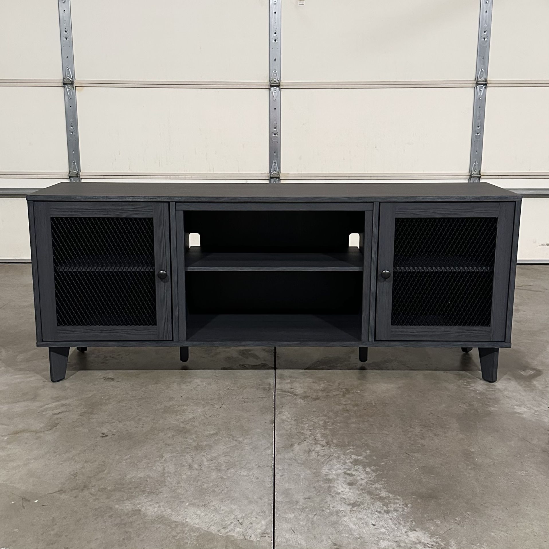 New TV Stand (Can Deliver)