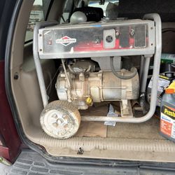 Briggs & Stratton Generator