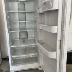 Full Size Refrigerator 