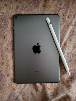 IPad Mini 5 With Apple pencil