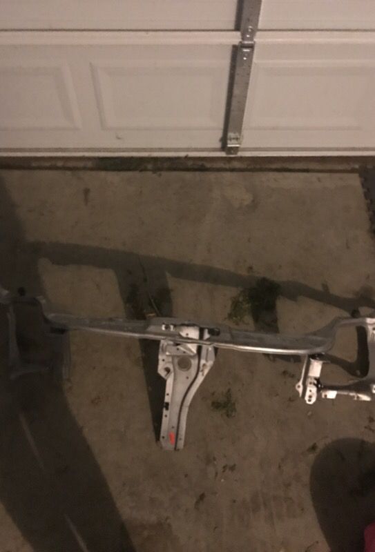 Honda Civic radiator support