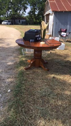 Round table on pedal stool