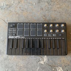 Akai MPK Mini