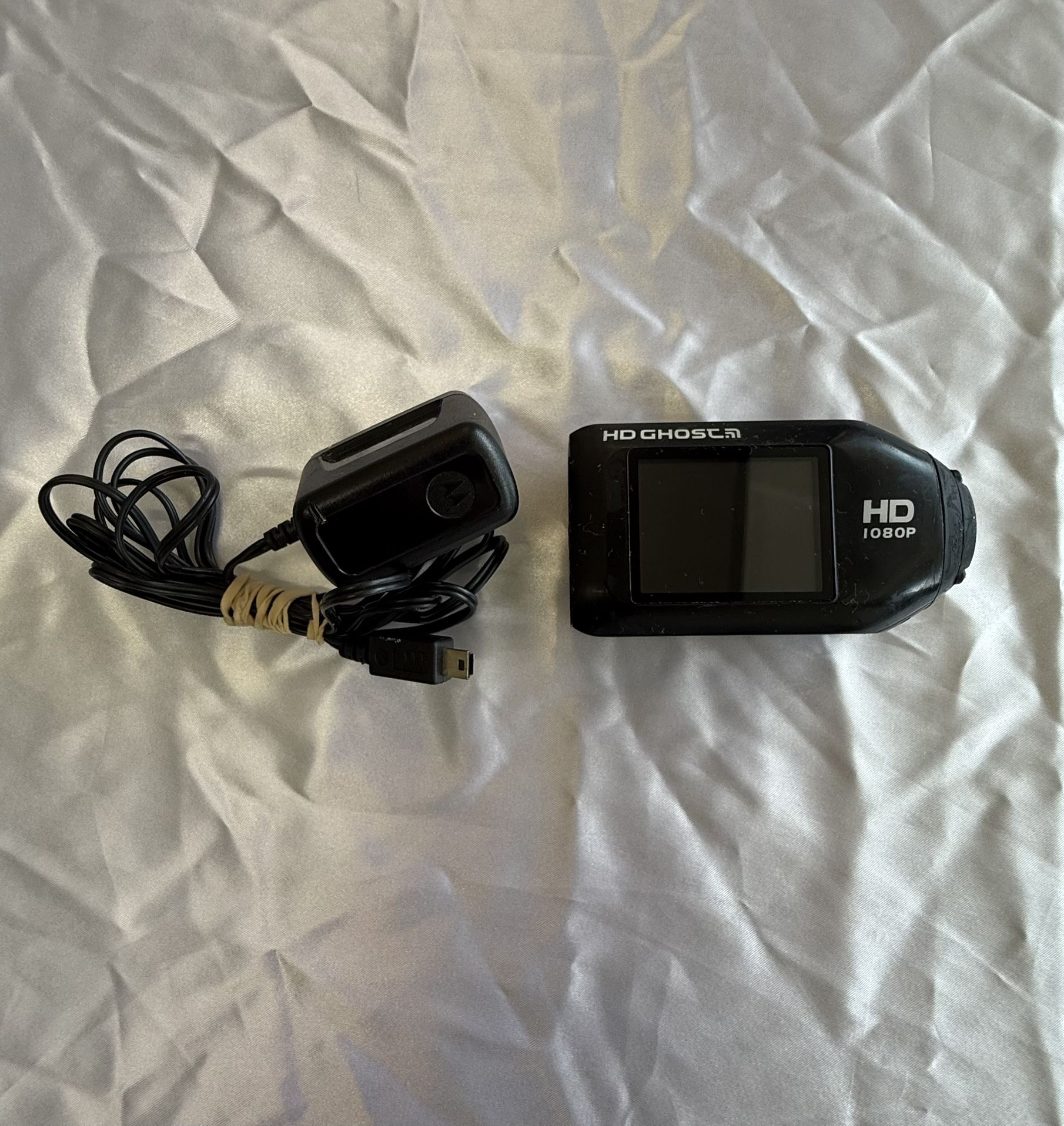 Drift HD Ghost 1080p Action Camera w/ Charger + 4GB SD Card – WiFi & Screen