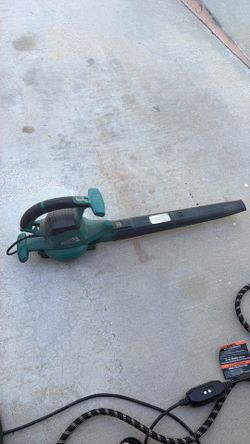 Leaf blower