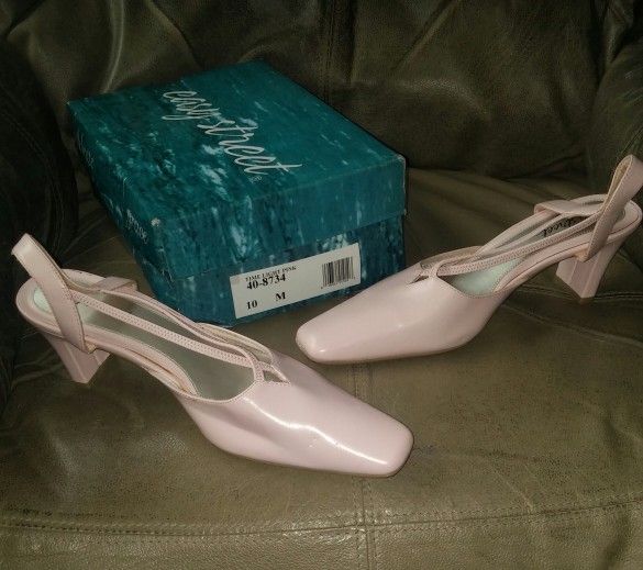 Women's Heels/10 Medium/Time Light Pink 