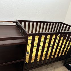 Crib With Changing Table
