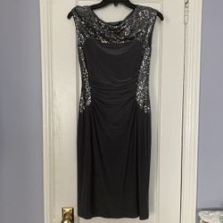 Knee Length Grey/silver Sequin Dress Size 4 By Ralph Lauren