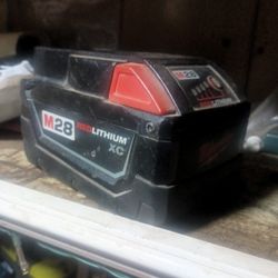 ~ Milwaukee M28 28-Volt Lithium-Ion XC 3.0Ah Battery