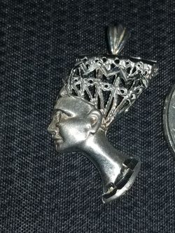 sterling silver nefititi head pendant