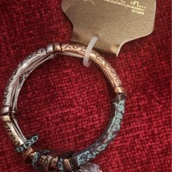 N. Peoria Brand New Believe In Stretch Bracelet Please Read Description For Pick Up Location Options 