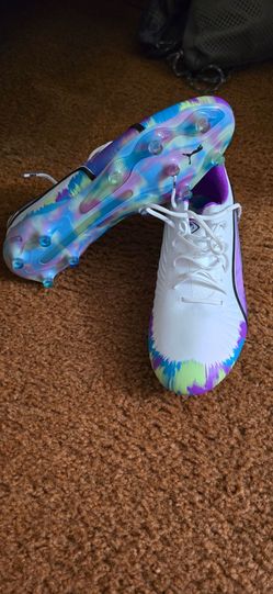Soccer cleats pumas