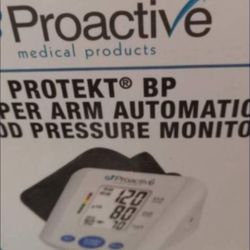 BLOOD PRESSURE MONITOR 