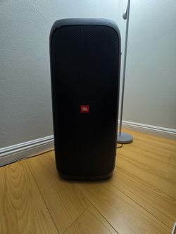 LIKE NEW JBL PartyBox 310 - Used Only 2-3 Times
