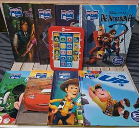 Disney Story Reader Me Reader with 8 Books