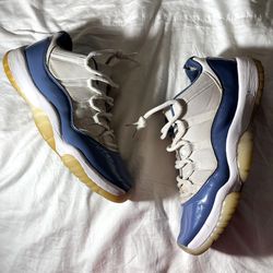 Air Jordan 11 Retro Low Midnight Navy Men's Size 12 White Blue