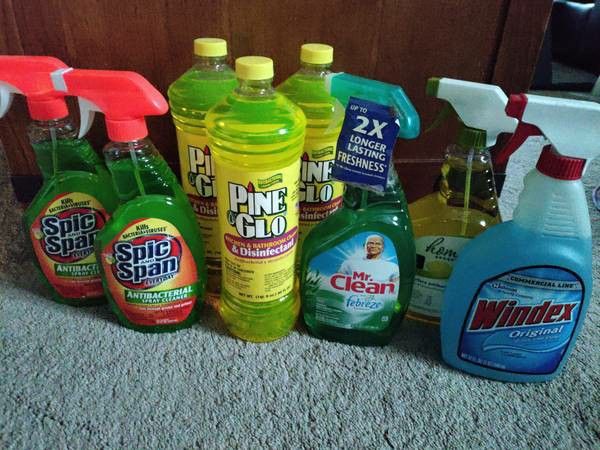 (8) Bottles Of Cleaners! All For $15.00
