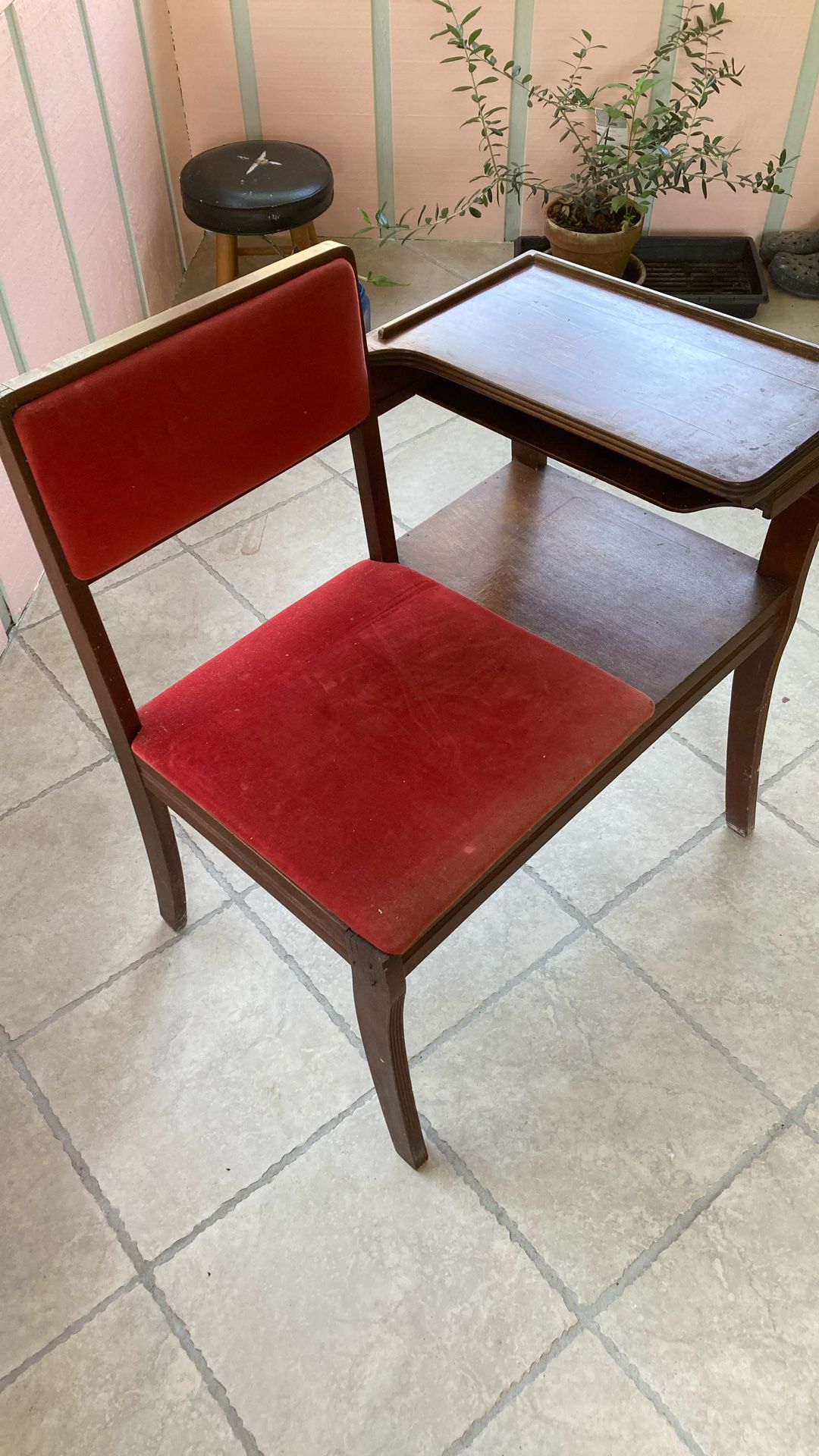 Chair Table Vintage