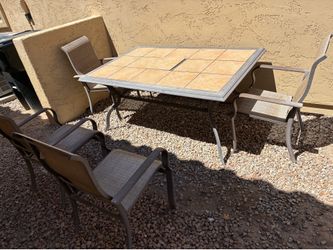 Table Chairs