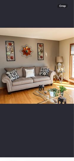 Complete Living room set with tables and lamps