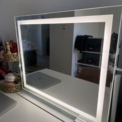 Light Up Vanity Mirror