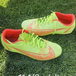 Nike Size 11 And A Half Cleats
