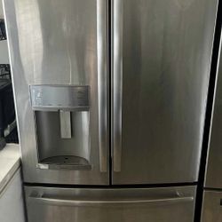 Stainless Steel 36” French Door Refrigerator 