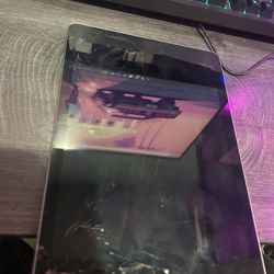 iPad Screen Cracked Still Works 