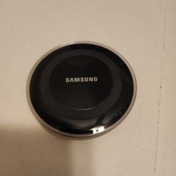 Samsung EP-PG9201 Wireless Charging Pad