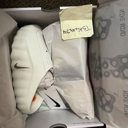 Brand New - Women’s Nike Mind 001 Slide “Sail” Size 6W 4.5y