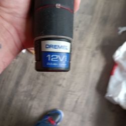 Drill 12 volt cordless works good