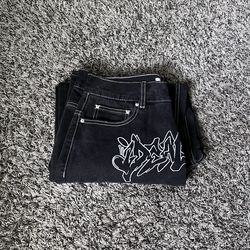 Idealism black white stitches