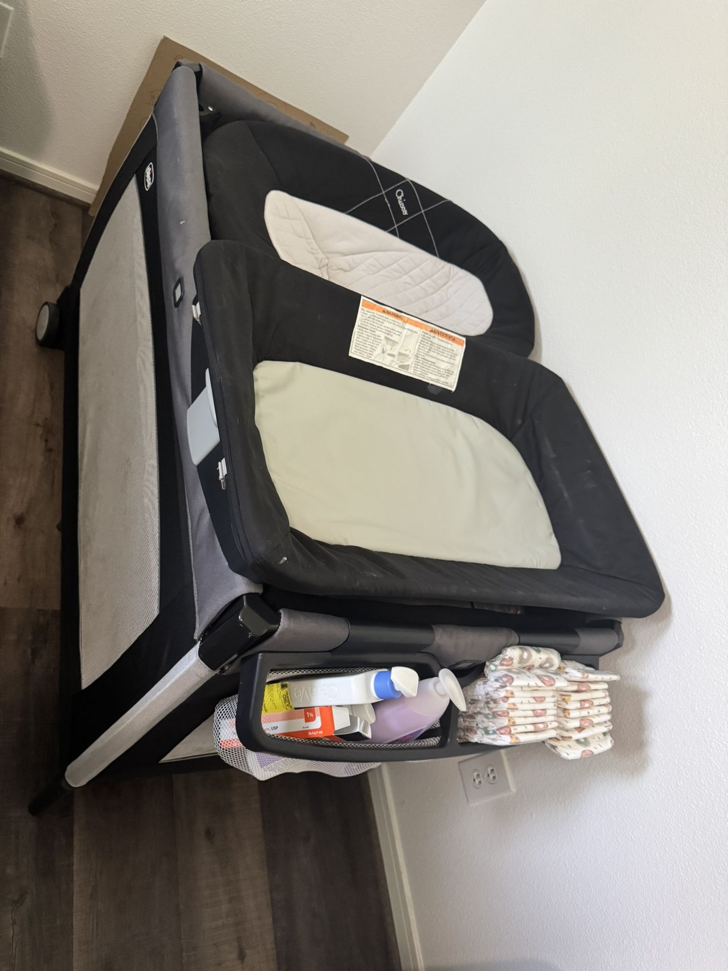 Pack And Play Bassinet Changing Table Combo