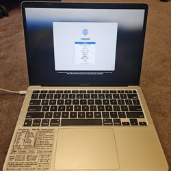 MacBook Air 13in With M1 Chip