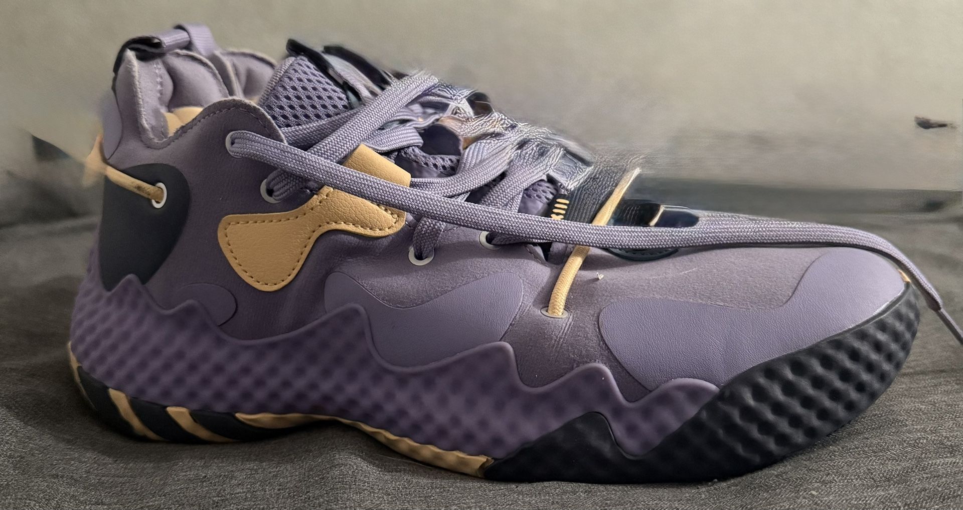 James Harden Volume 6 Magic Lilac Size 9