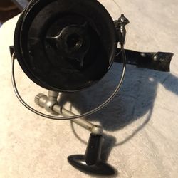 Vintage Mitchell Salt Water Fishing Spinning Reel Made In France