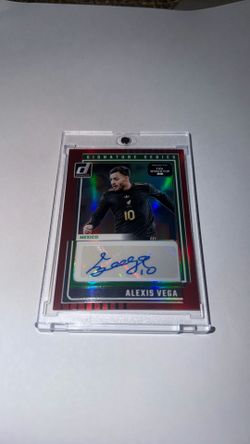 Panini Donruss Road to FIFA WC 2025-26 Alexis Vega Auto SS-AV 45 /49 Mexico