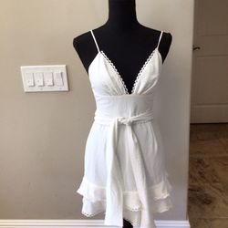 New With Tags Lucy In The Sky White Sundress