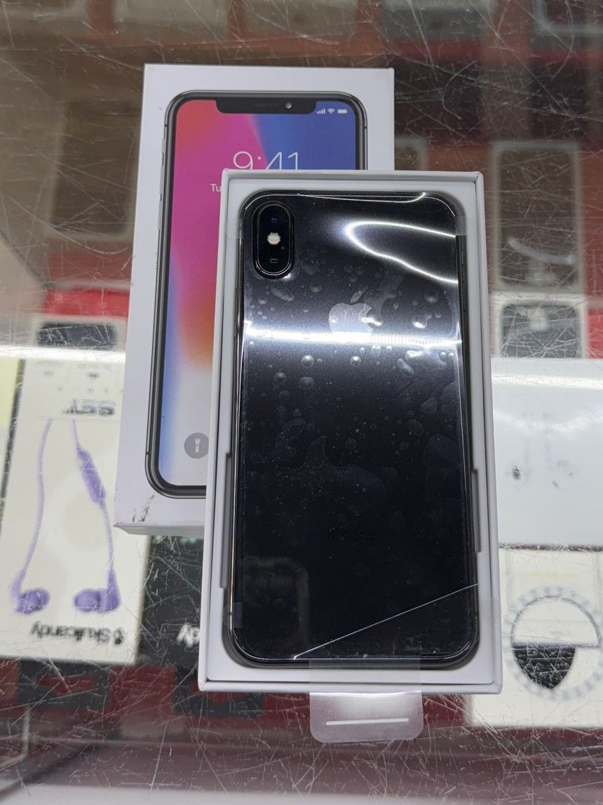 iPhone X Unlocked