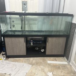 125 Gallon Fish Tank And Stand